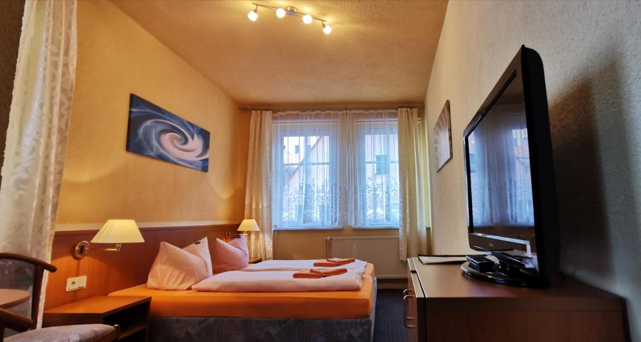 Pension Thuringer Hof ซีเกนรึค ภายนอก รูปภาพ