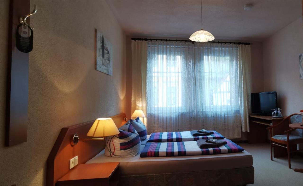 Pension Thuringer Hof ซีเกนรึค ภายนอก รูปภาพ