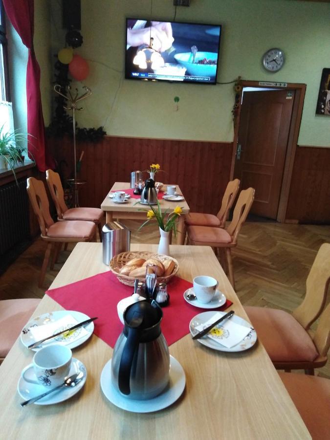 Pension Thuringer Hof ซีเกนรึค ภายนอก รูปภาพ